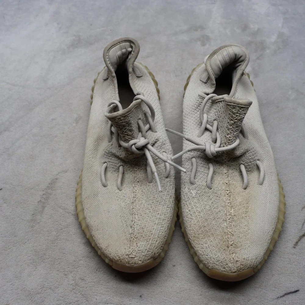 Adidas Yeezy Mens 13 Sneakers White Boost 350 V2 Sesame Knit Lace-Up Walking